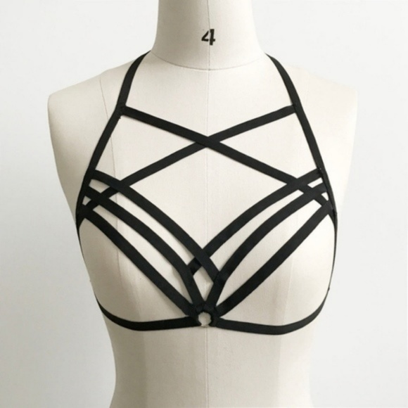 Black Strappy Criss Cross Harness Hollow Bralette - Picture 2 of 9